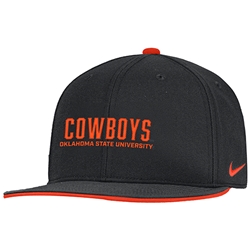 NIKE PRO FLAT BRIM SNAPBACK CAP